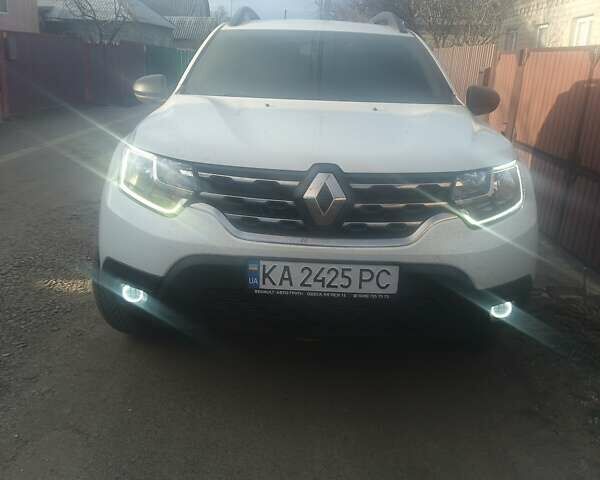 Белый Рено Дастер, объемом двигателя 1.5 л и пробегом 115 тыс. км за 15880 $, фото 1 на Automoto.ua