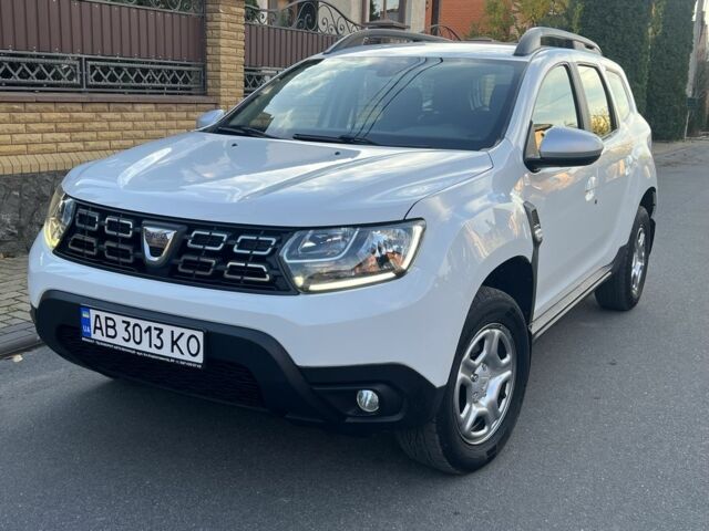 Белый Рено Дастер, объемом двигателя 1.5 л и пробегом 184 тыс. км за 13599 $, фото 1 на Automoto.ua