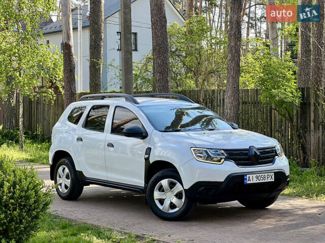 Белый Рено Дастер, объемом двигателя 1.6 л и пробегом 185 тыс. км за 12700 $, фото 1 на Automoto.ua