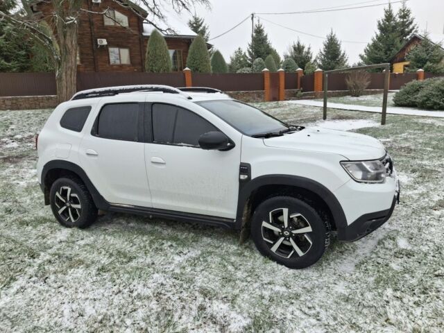 Белый Рено Дастер, объемом двигателя 1.5 л и пробегом 211 тыс. км за 16500 $, фото 1 на Automoto.ua