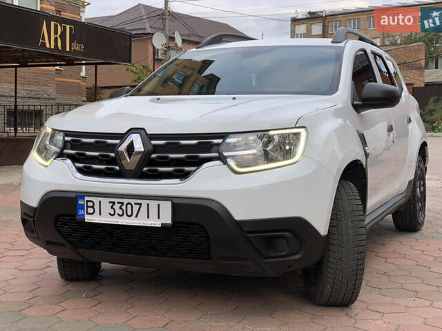 Белый Рено Дастер, объемом двигателя 1.6 л и пробегом 147 тыс. км за 13999 $, фото 1 на Automoto.ua