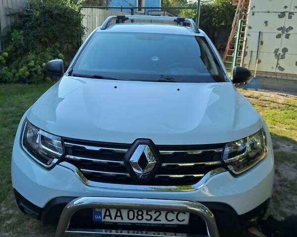 Білий Рено Дастер, об'ємом двигуна 1.6 л та пробігом 114 тис. км за 15950 $, фото 1 на Automoto.ua