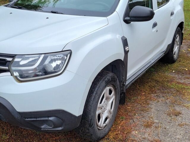 Белый Рено Дастер, объемом двигателя 0 л и пробегом 112 тыс. км за 322 $, фото 1 на Automoto.ua