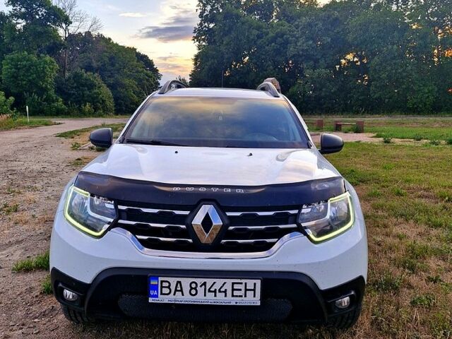 Білий Рено Дастер, об'ємом двигуна 1.5 л та пробігом 102 тис. км за 15500 $, фото 1 на Automoto.ua