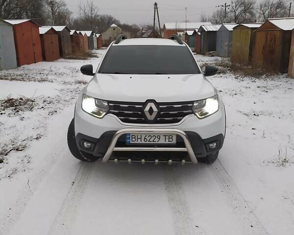 Белый Рено Дастер, объемом двигателя 1.6 л и пробегом 155 тыс. км за 13300 $, фото 1 на Automoto.ua