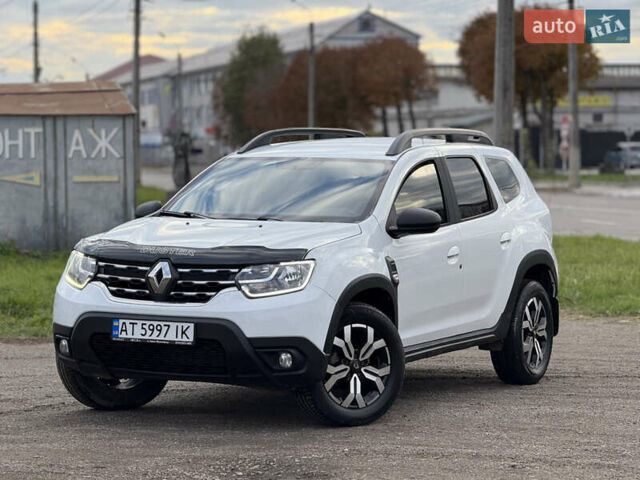 Белый Рено Дастер, объемом двигателя 1.5 л и пробегом 102 тыс. км за 13550 $, фото 1 на Automoto.ua