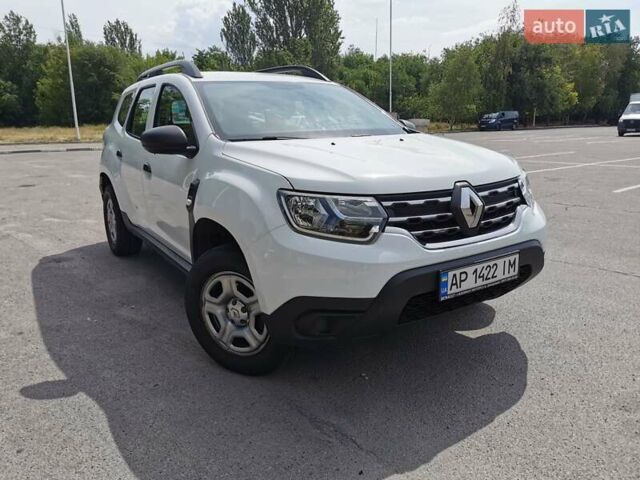 Белый Рено Дастер, объемом двигателя 1.6 л и пробегом 49 тыс. км за 16500 $, фото 1 на Automoto.ua