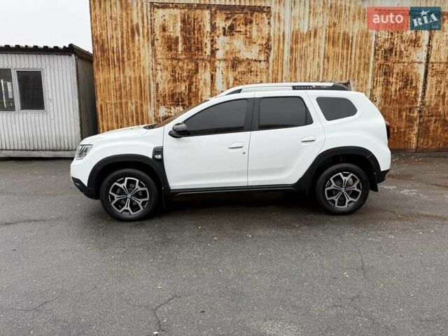 Белый Рено Дастер, объемом двигателя 1.5 л и пробегом 140 тыс. км за 16100 $, фото 1 на Automoto.ua