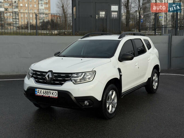 Білий Рено Дастер, об'ємом двигуна 1.6 л та пробігом 28 тис. км за 16800 $, фото 1 на Automoto.ua