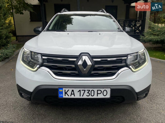 Рено Дастер 2021 у Києві на Automoto.ua Білий Рено Дастер, об'ємом двигуна 1.5 л та пробігом 82 тис. км за 17500 $, фото 1 на Automoto.ua