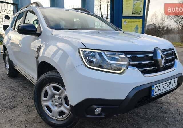 Белый Рено Дастер, объемом двигателя 1.5 л и пробегом 80 тыс. км за 13500 $, фото 1 на Automoto.ua