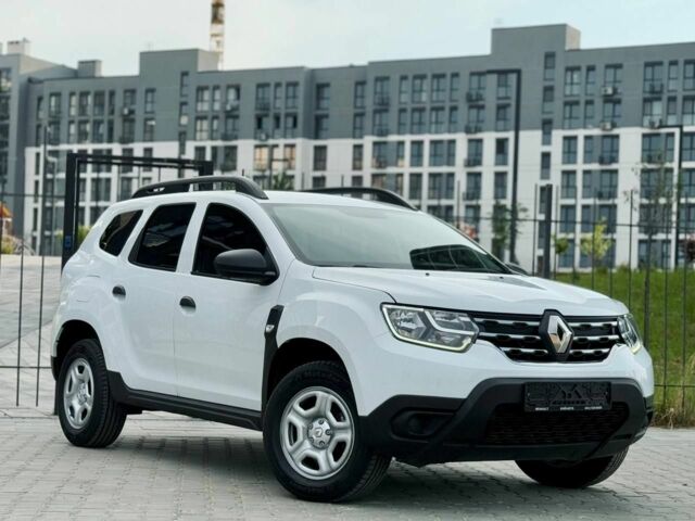 Белый Рено Дастер, объемом двигателя 1.5 л и пробегом 40 тыс. км за 15750 $, фото 1 на Automoto.ua