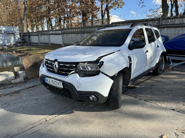 Белый Рено Дастер, объемом двигателя 1.5 л и пробегом 106 тыс. км за 10000 $, фото 1 на Automoto.ua