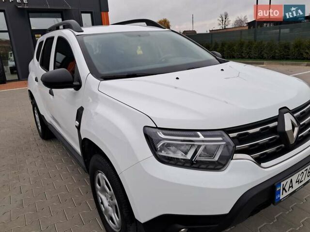 Белый Рено Дастер, объемом двигателя 1.5 л и пробегом 16 тыс. км за 16800 $, фото 1 на Automoto.ua