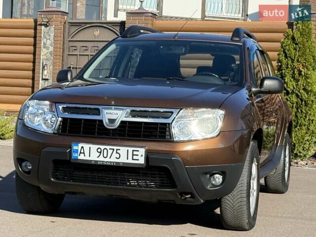 Рено Дастер 2010 в Борисполе на Automoto.ua Коричневый Рено Дастер, объемом двигателя 0 л и пробегом 180 тыс. км за 8200 $, фото 1 на Automoto.ua
