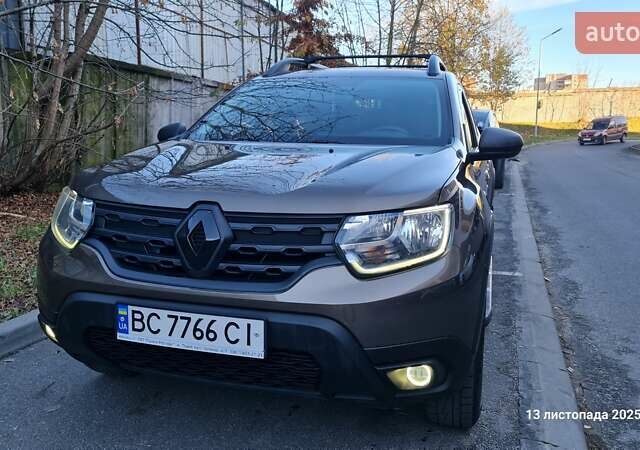 Коричневый Рено Дастер, объемом двигателя 1.6 л и пробегом 88 тыс. км за 16000 $, фото 1 на Automoto.ua