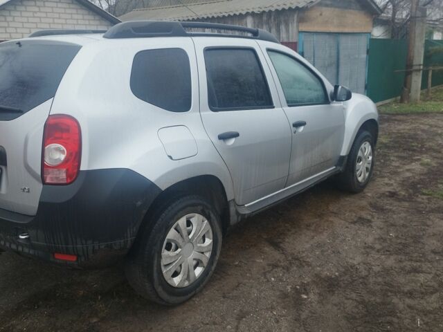 Серый Рено Дастер, объемом двигателя 1.5 л и пробегом 245 тыс. км за 7200 $, фото 1 на Automoto.ua