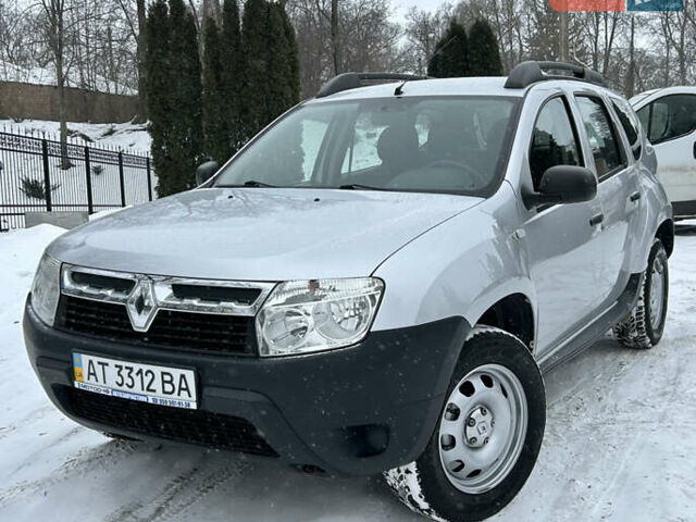 Серый Рено Дастер, объемом двигателя 1.6 л и пробегом 92 тыс. км за 8400 $, фото 1 на Automoto.ua