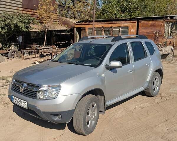 Рено Дастер 2011 в Павлограде на Automoto.ua Серый Рено Дастер, объемом двигателя 1.6 л и пробегом 86 тыс. км за 8400 $, фото 1 на Automoto.ua