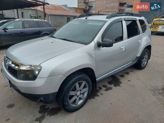 Серый Рено Дастер, объемом двигателя 1.6 л и пробегом 223 тыс. км за 8400 $, фото 1 на Automoto.ua