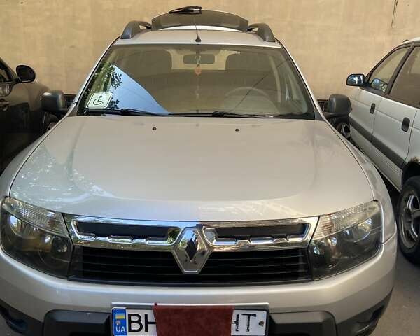 Сірий Рено Дастер, об'ємом двигуна 1.6 л та пробігом 136 тис. км за 9300 $, фото 1 на Automoto.ua