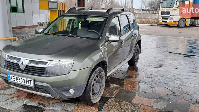 Сірий Рено Дастер, об'ємом двигуна 1.6 л та пробігом 299 тис. км за 5900 $, фото 1 на Automoto.ua