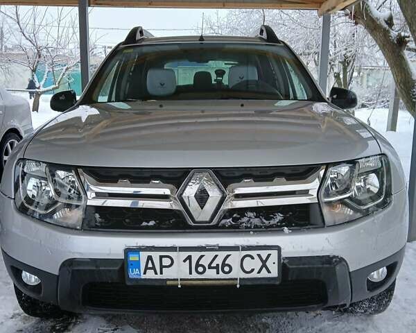 Серый Рено Дастер, объемом двигателя 1.45 л и пробегом 205 тыс. км за 10900 $, фото 1 на Automoto.ua