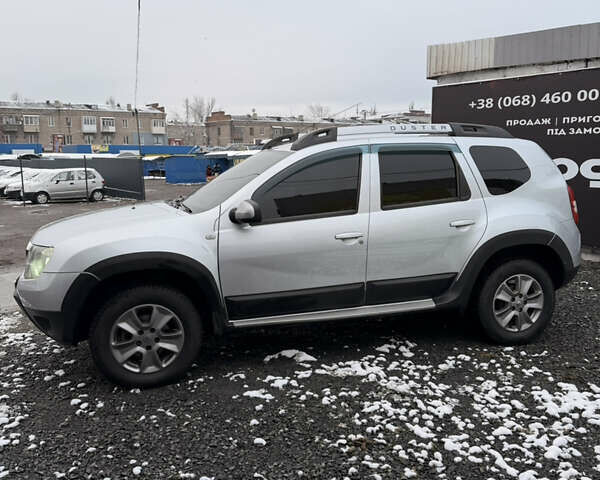 Серый Рено Дастер, объемом двигателя 1.46 л и пробегом 174 тыс. км за 10500 $, фото 1 на Automoto.ua