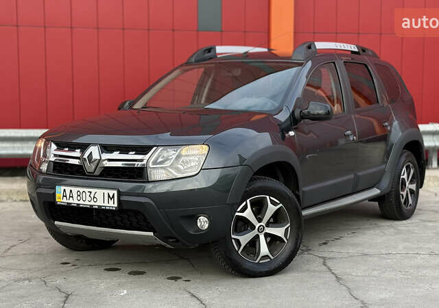 Серый Рено Дастер, объемом двигателя 1.6 л и пробегом 92 тыс. км за 11800 $, фото 1 на Automoto.ua