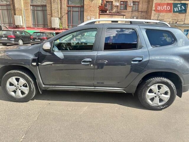 Серый Рено Дастер, объемом двигателя 1.5 л и пробегом 178 тыс. км за 15400 $, фото 1 на Automoto.ua