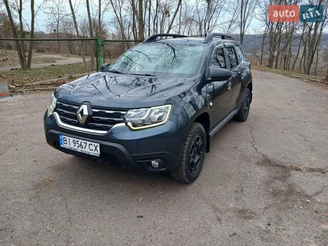 Серый Рено Дастер, объемом двигателя 1.6 л и пробегом 108 тыс. км за 13700 $, фото 1 на Automoto.ua