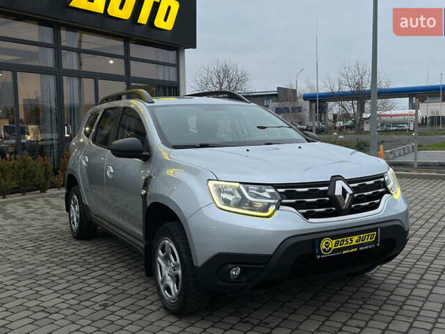 Сірий Рено Дастер, об'ємом двигуна 1.6 л та пробігом 196 тис. км за 12700 $, фото 1 на Automoto.ua