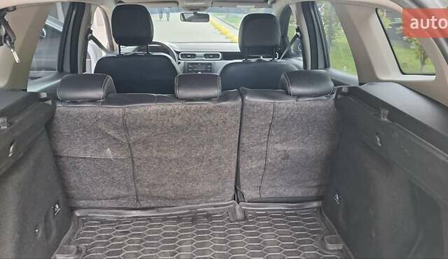 Серый Рено Дастер, объемом двигателя 1.6 л и пробегом 153 тыс. км за 13000 $, фото 1 на Automoto.ua