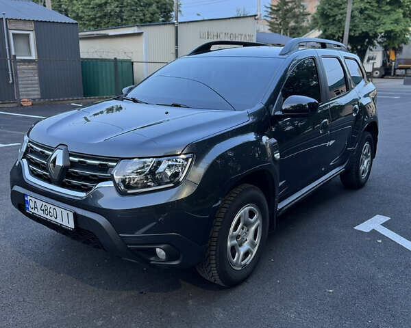 Серый Рено Дастер, объемом двигателя 1.46 л и пробегом 220 тыс. км за 14350 $, фото 1 на Automoto.ua
