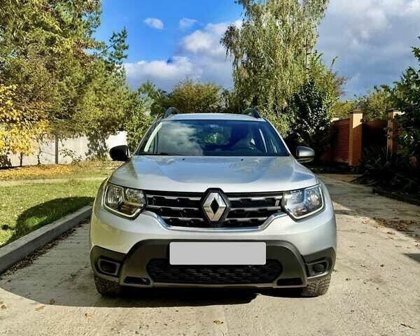 Серый Рено Дастер, объемом двигателя 1.46 л и пробегом 160 тыс. км за 16000 $, фото 1 на Automoto.ua