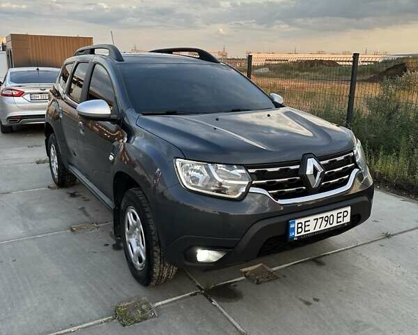 Сірий Рено Дастер, об'ємом двигуна 1.5 л та пробігом 130 тис. км за 17500 $, фото 1 на Automoto.ua