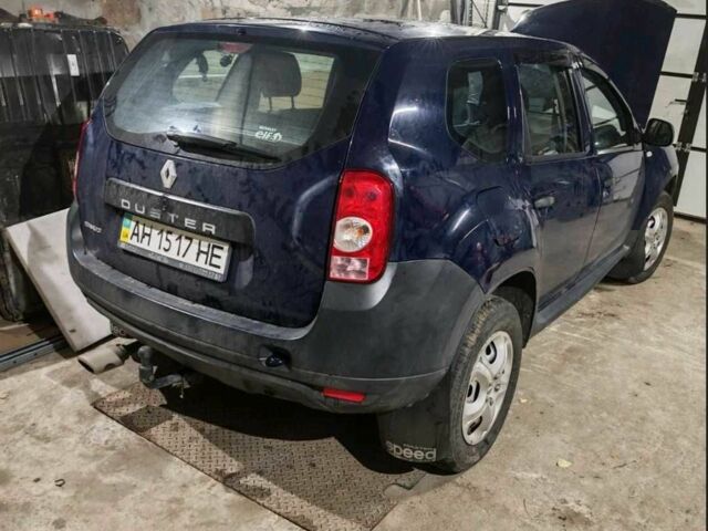 Синий Рено Дастер, объемом двигателя 1.6 л и пробегом 102 тыс. км за 3300 $, фото 1 на Automoto.ua