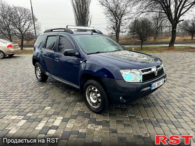 Синій Рено Дастер, об'ємом двигуна 1.6 л та пробігом 350 тис. км за 6300 $, фото 1 на Automoto.ua