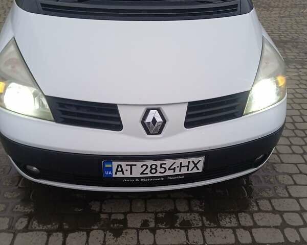 Белый Рено Эспейс, объемом двигателя 1.9 л и пробегом 333 тыс. км за 4300 $, фото 1 на Automoto.ua