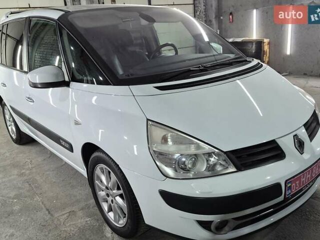 Білий Рено Еспейс, об'ємом двигуна 2 л та пробігом 210 тис. км за 8650 $, фото 1 на Automoto.ua