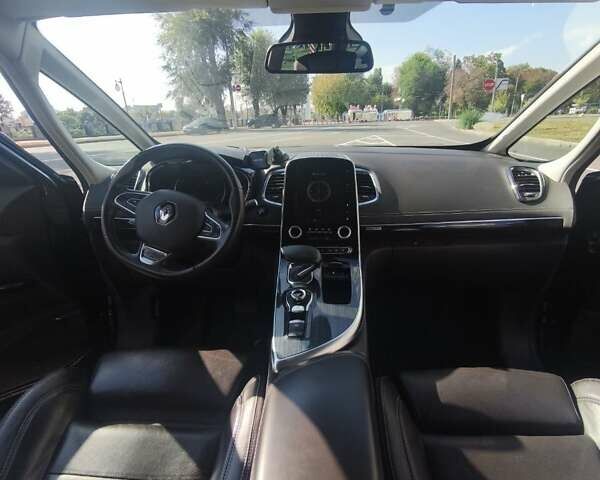 Черный Рено Эспейс, объемом двигателя 1.6 л и пробегом 210 тыс. км за 17500 $, фото 1 на Automoto.ua