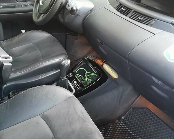 Коричневий Рено Еспейс, об'ємом двигуна 2 л та пробігом 260 тис. км за 8500 $, фото 1 на Automoto.ua