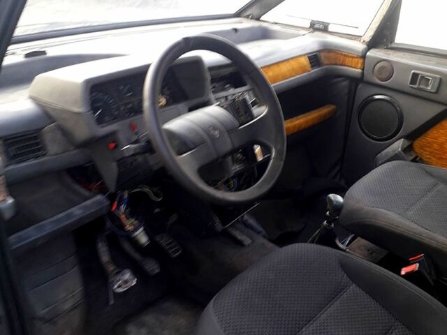 Рено Эспейс, объемом двигателя 2.1 л и пробегом 0 тыс. км за 800 $, фото 1 на Automoto.ua