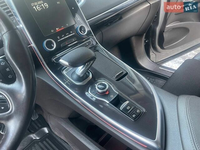 Рено Эспейс, объемом двигателя 1.6 л и пробегом 245 тыс. км за 12999 $, фото 1 на Automoto.ua