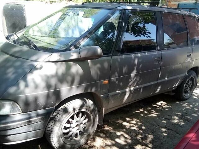 Сірий Рено Еспейс, об'ємом двигуна 2.2 л та пробігом 260 тис. км за 2009 $, фото 1 на Automoto.ua
