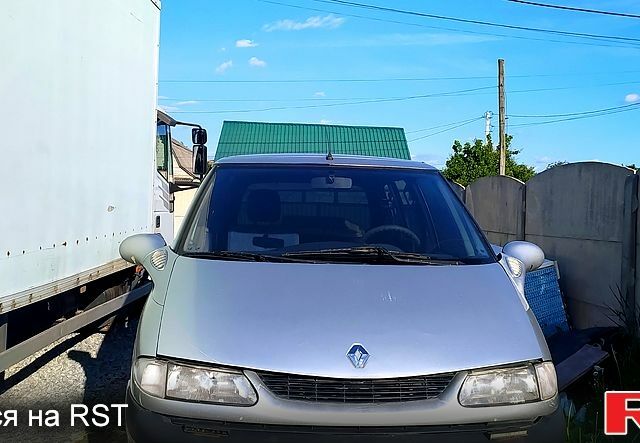 Серый Рено Эспейс, объемом двигателя 2.2 л и пробегом 0 тыс. км за 2000 $, фото 1 на Automoto.ua