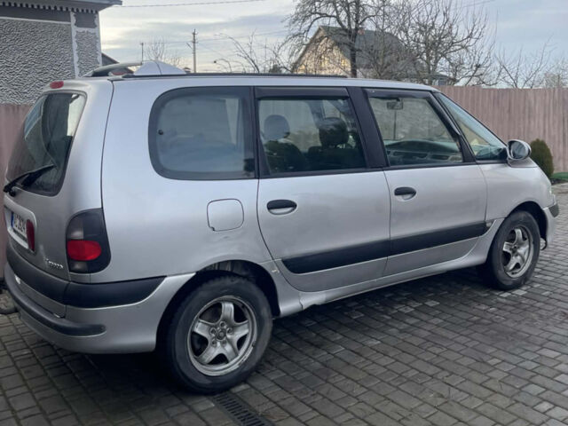 Сірий Рено Еспейс, об'ємом двигуна 2 л та пробігом 340 тис. км за 2500 $, фото 1 на Automoto.ua