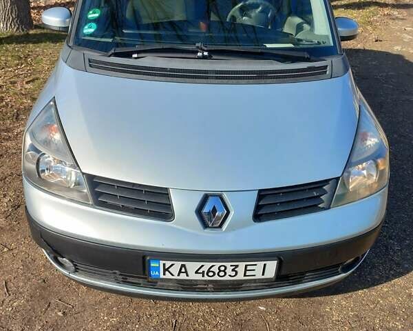 Сірий Рено Еспейс, об'ємом двигуна 2 л та пробігом 221 тис. км за 5200 $, фото 1 на Automoto.ua