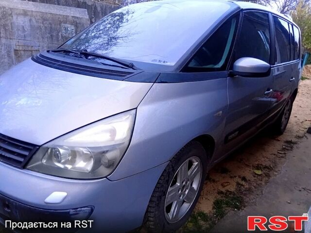 Серый Рено Эспейс, объемом двигателя 2.2 л и пробегом 296 тыс. км за 5000 $, фото 1 на Automoto.ua