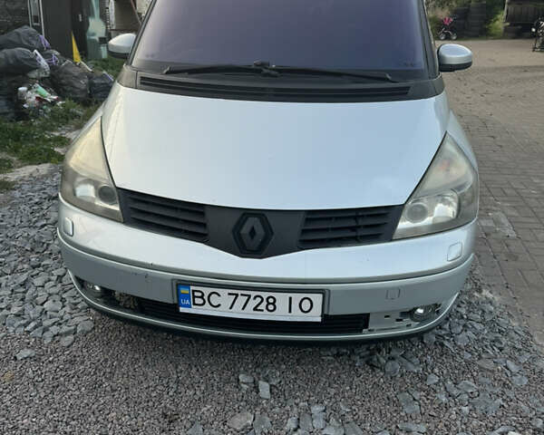 Серый Рено Эспейс, объемом двигателя 2.19 л и пробегом 220 тыс. км за 3500 $, фото 1 на Automoto.ua